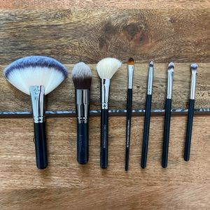 CROWN Makeup Brush Bundle
